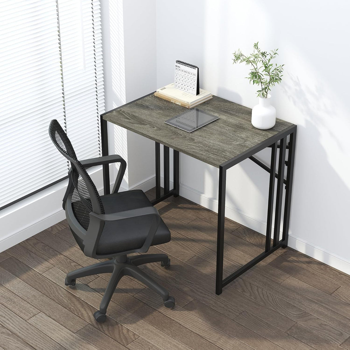 Folding Desk 40 Inch Writing Gaming Computer Camping Desk, No Assembly Required Home Office Table, Black